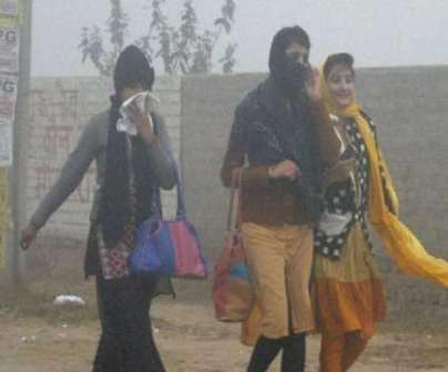 दिल्ली समेत उत्तर भारत में ठंड का कहर, बिहार में भारी बारिश की चेतावनी, जानिए, कैसा रहेगा आपके शहर का मौसम