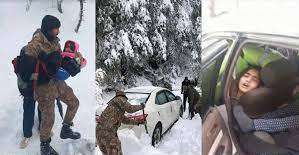 पाकिस्तान में बर्फीली मौत का भयावह मंजर, वाहनों में मर गए लोग, गाड़ियों की सीटों से चिपक गईं लाशें