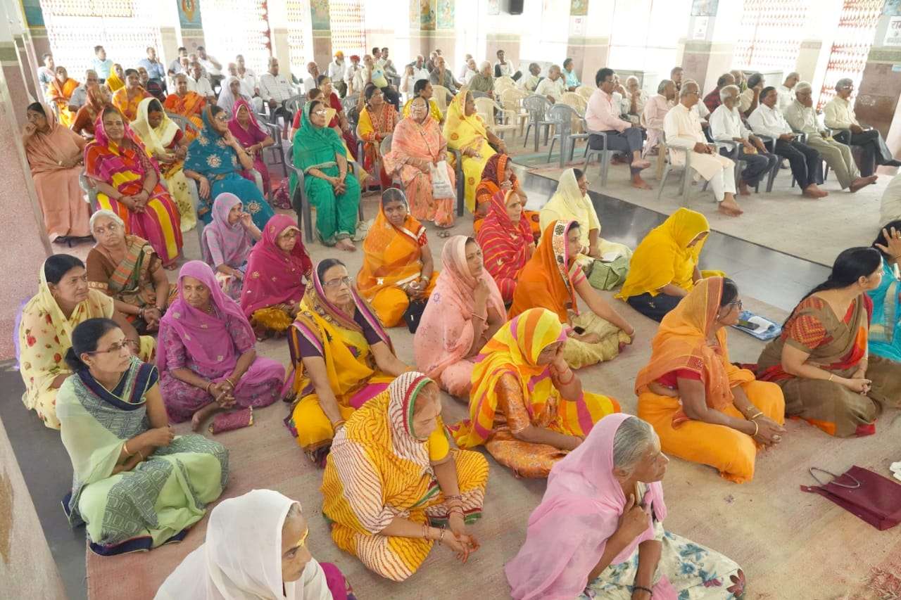 120 भक्तों ने 2- 2 घंटे के अंतराल में किया अखंड रामायण पाठ
