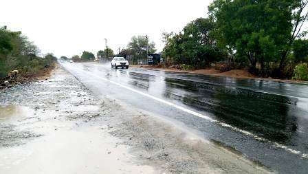 सवाईपुर क्षेत्र में रिमझिम बारिश