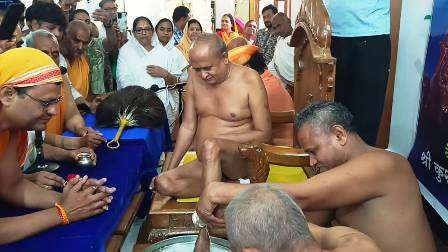 पायड़ा मंदिर में 17 वर्ष बाद हुआ गुरु-शिष्य का महा मिलन