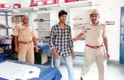 रेलवे पुलिस ने यात्री से पकड़ा डोडा चूरा