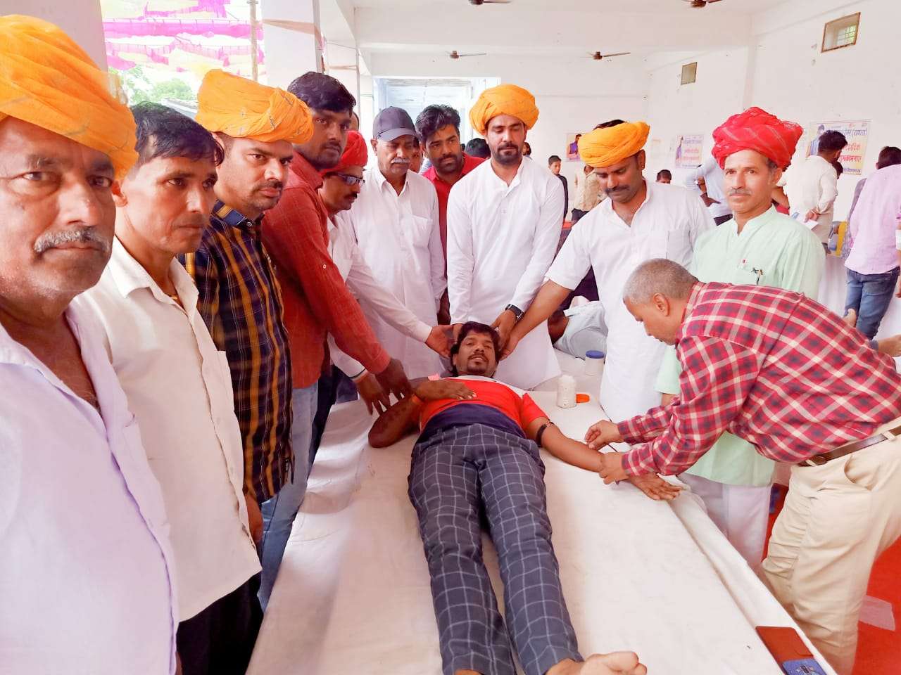 धरतीदेवरा मन्दिर में रक्तदान शिविर का आयोजन, 152 यूनिट रक्त संग्रहित